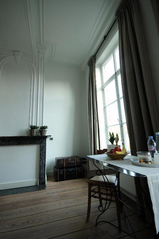 B&B Alice & Anais Bruges Room photo